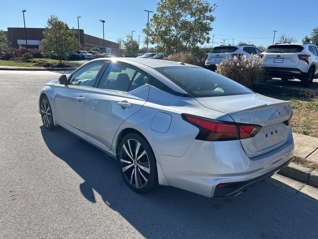 used 2022 Nissan Altima car