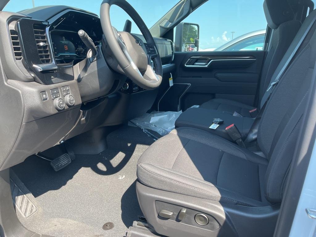 new 2025 Chevrolet Silverado 2500 car, priced at $61,373