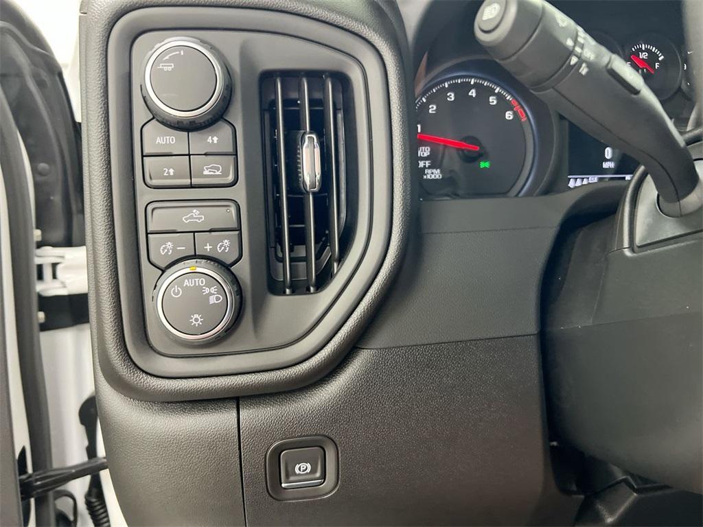 new 2026 Chevrolet Silverado 1500 car, priced at $45,320
