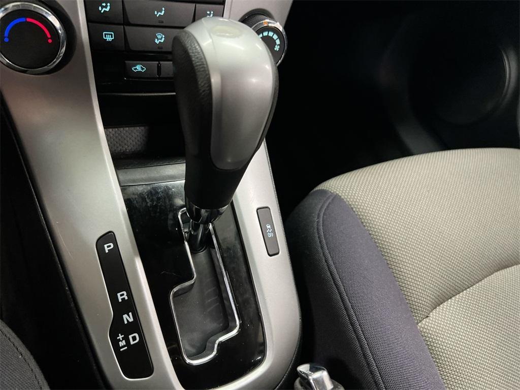 used 2013 Chevrolet Cruze car, priced at $3,500