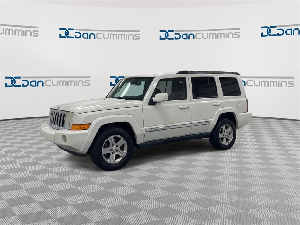 used 2009 Jeep Commander car, priced at $3,900