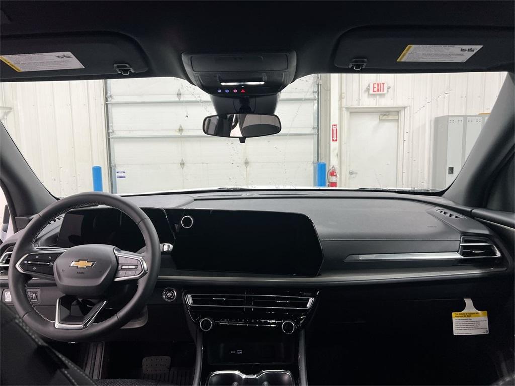 new 2026 Chevrolet Traverse car, priced at $43,761