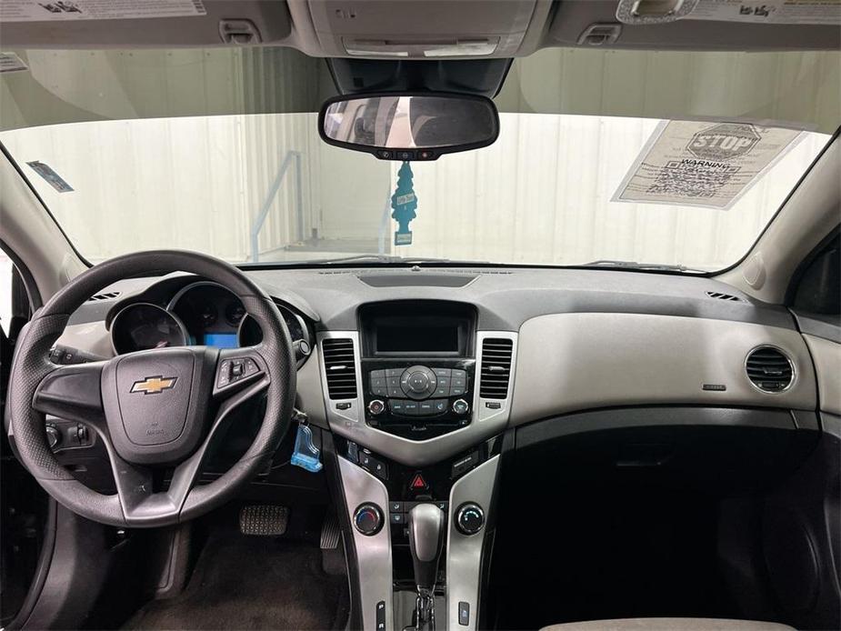 used 2012 Chevrolet Cruze car, priced at $3,800