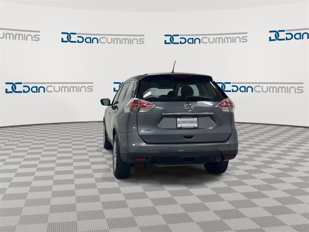 used 2015 Nissan Rogue car