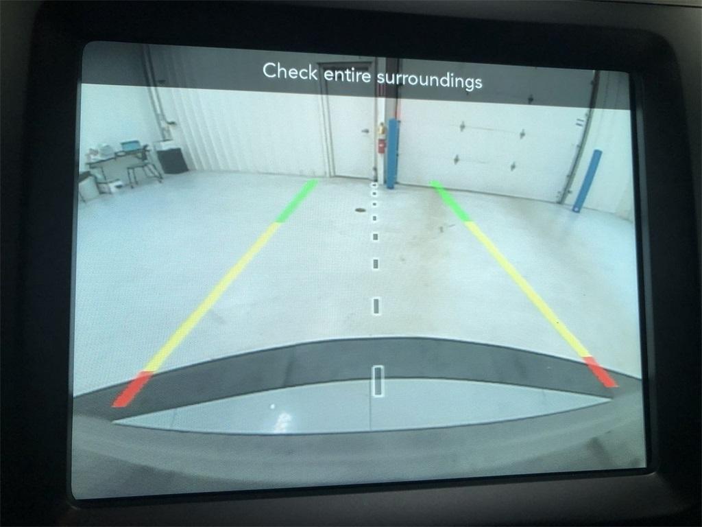 used 2021 Jeep Cherokee car, priced at $22,587