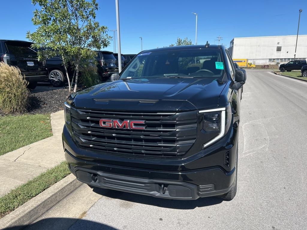 used 2023 GMC Sierra 1500 car, priced at $34,987