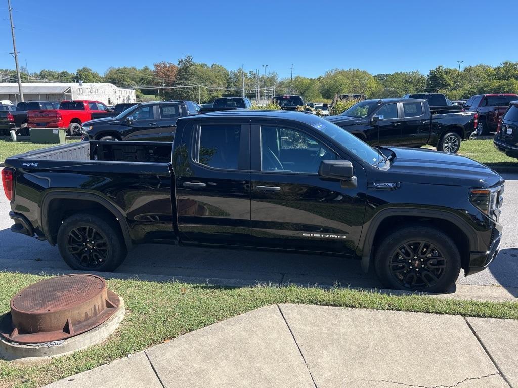 used 2023 GMC Sierra 1500 car, priced at $34,987