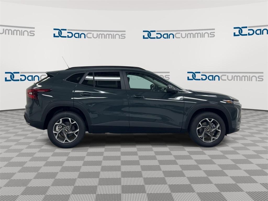 new 2026 Chevrolet Trax car, priced at $24,930