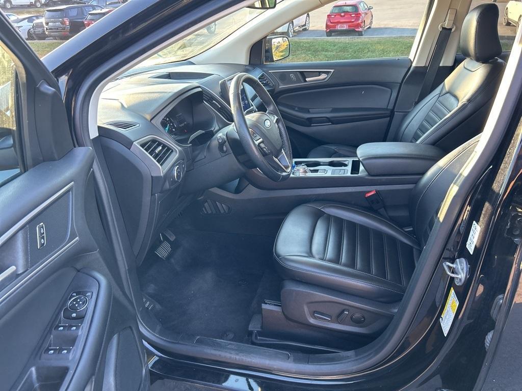 used 2022 Ford Edge car, priced at $21,987