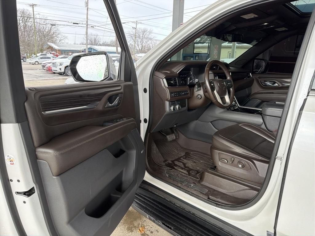 used 2021 GMC Yukon XL car
