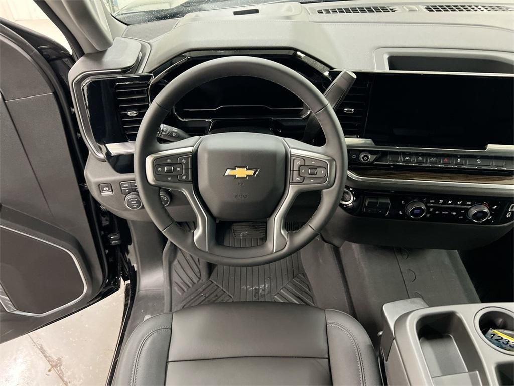 new 2025 Chevrolet Silverado 1500 car, priced at $50,965