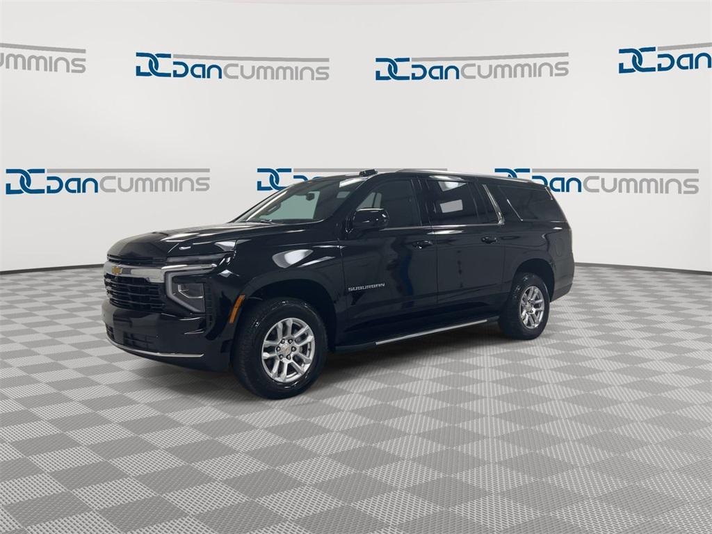 new 2025 Chevrolet Suburban car, priced at $63,473