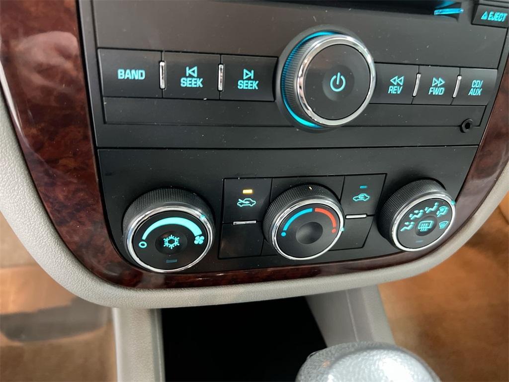 used 2007 Chevrolet Impala car, priced at $3,500