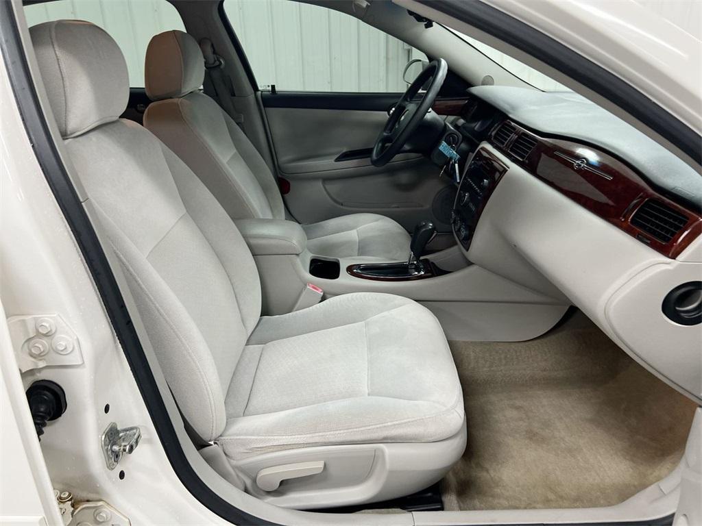 used 2007 Chevrolet Impala car, priced at $3,500