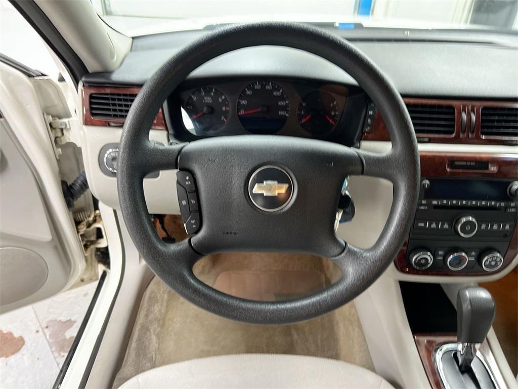 used 2007 Chevrolet Impala car, priced at $3,500