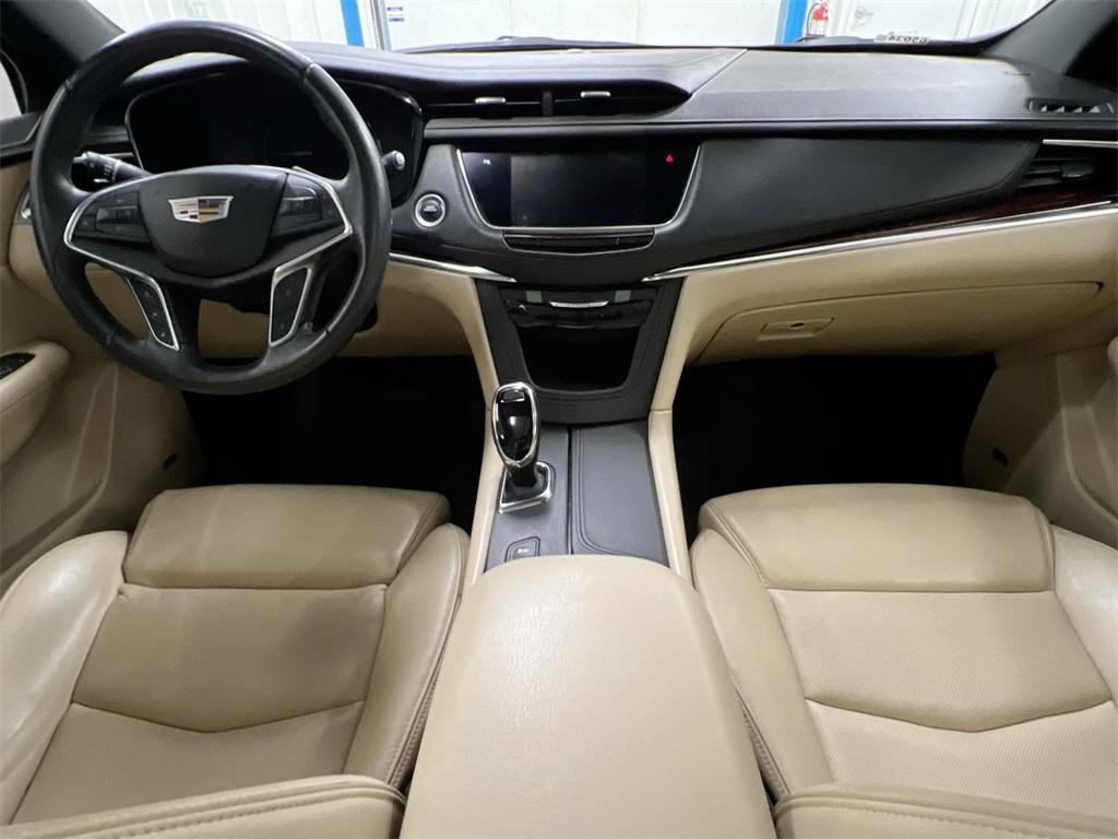 used 2017 Cadillac XT5 car, priced at $15,587