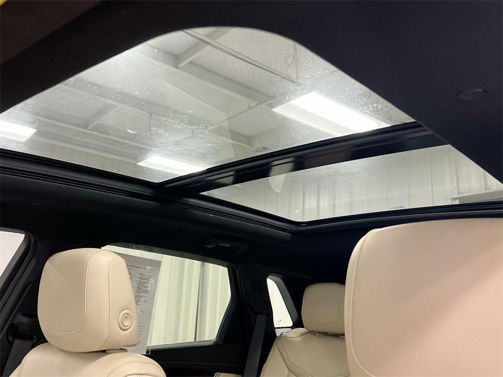 used 2017 Cadillac XT5 car, priced at $15,587