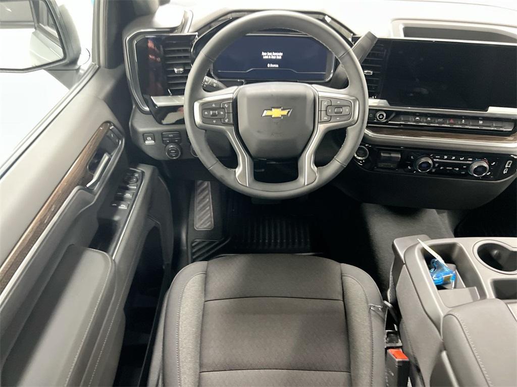 new 2025 Chevrolet Silverado 1500 car, priced at $43,845