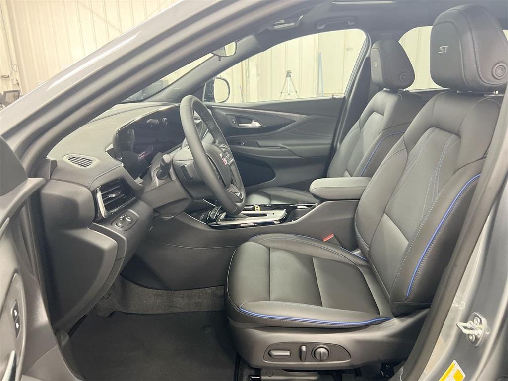 new 2026 Buick Envista car, priced at $30,079