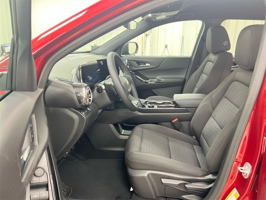 new 2026 Chevrolet Equinox car, priced at $26,873