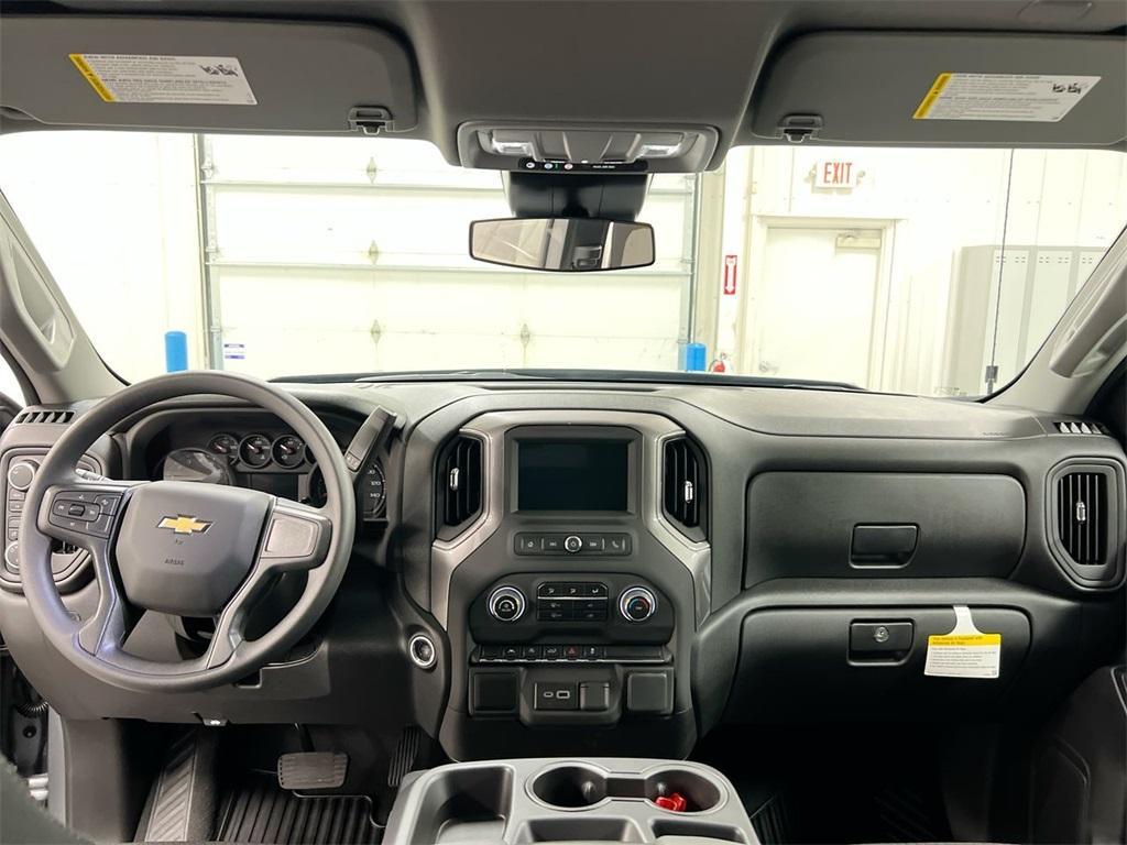 new 2025 Chevrolet Silverado 1500 car, priced at $41,995