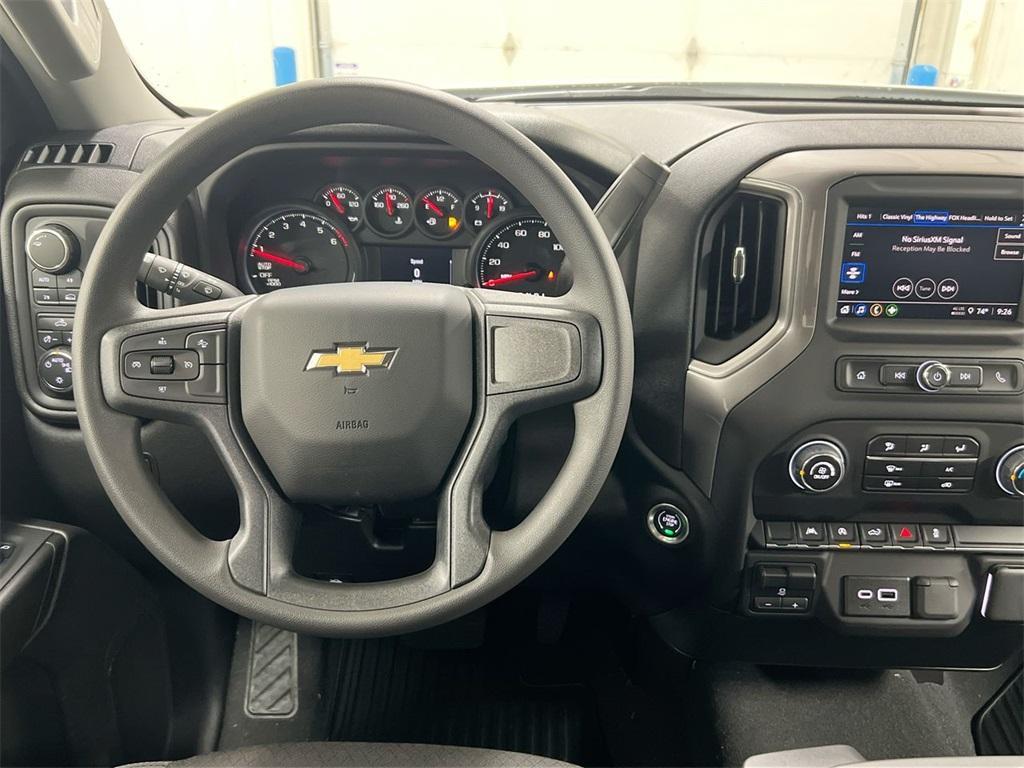 new 2025 Chevrolet Silverado 1500 car, priced at $43,615