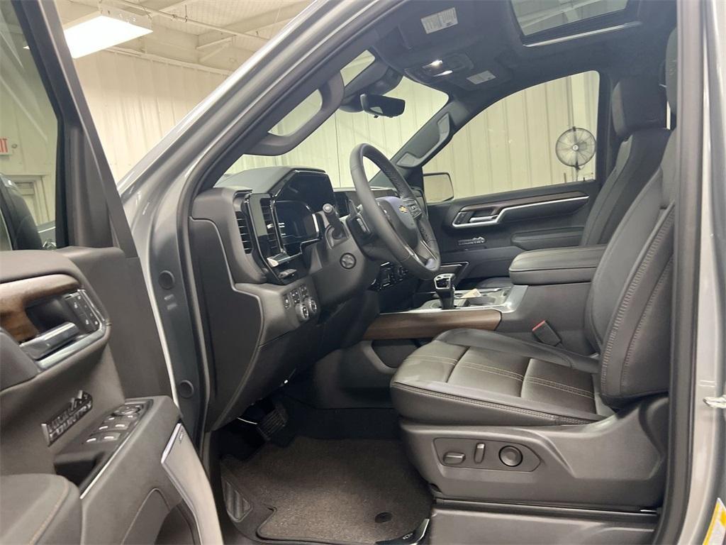 new 2025 Chevrolet Silverado 1500 car, priced at $66,520