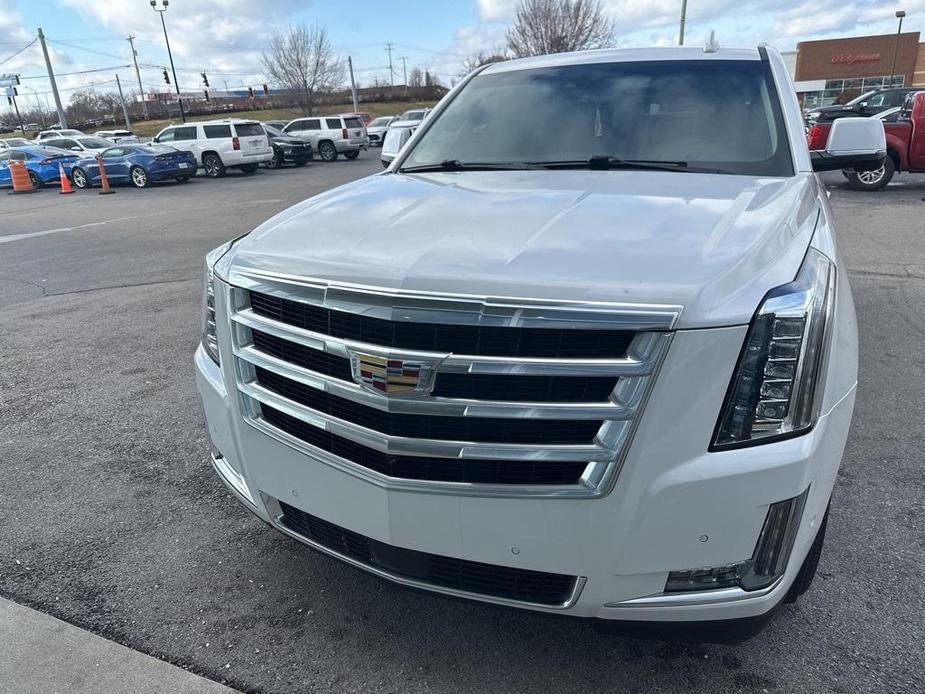 used 2018 Cadillac Escalade ESV car