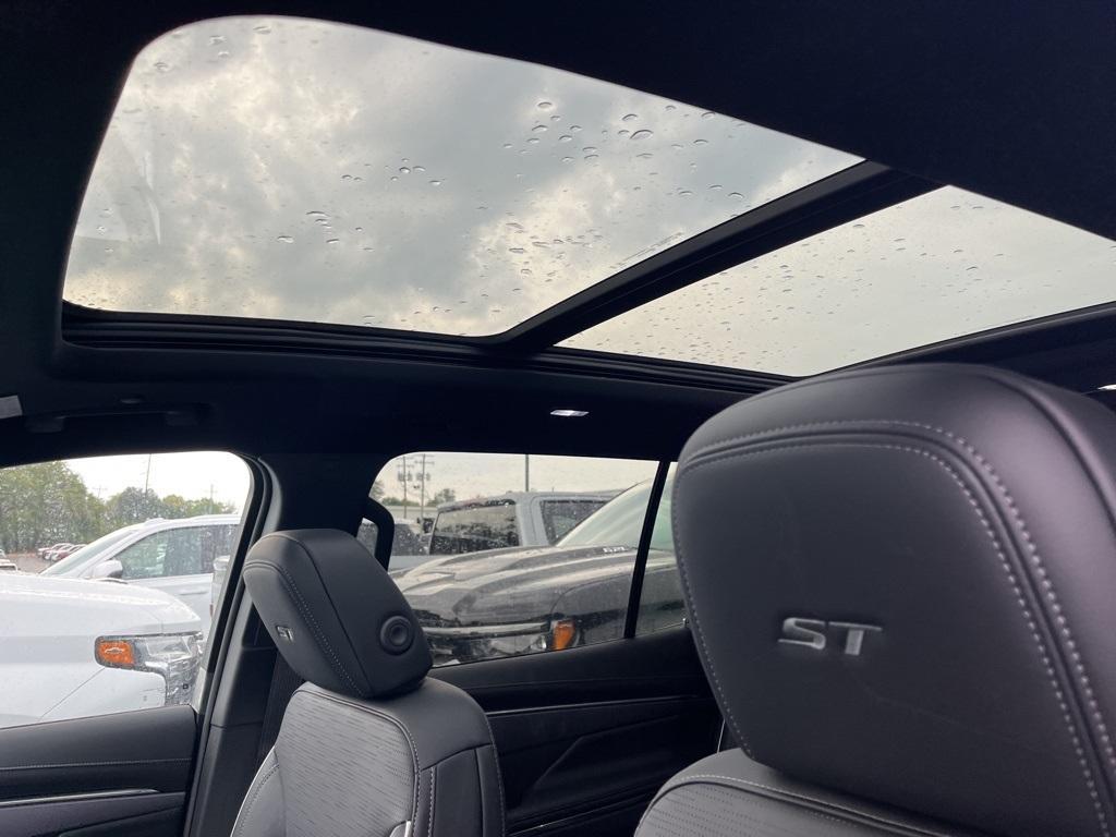 new 2026 Buick Enclave car, priced at $60,622