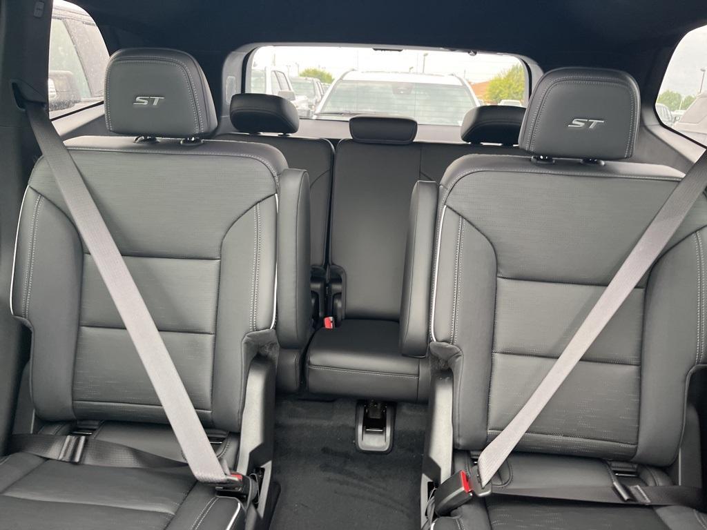 new 2026 Buick Enclave car, priced at $60,622