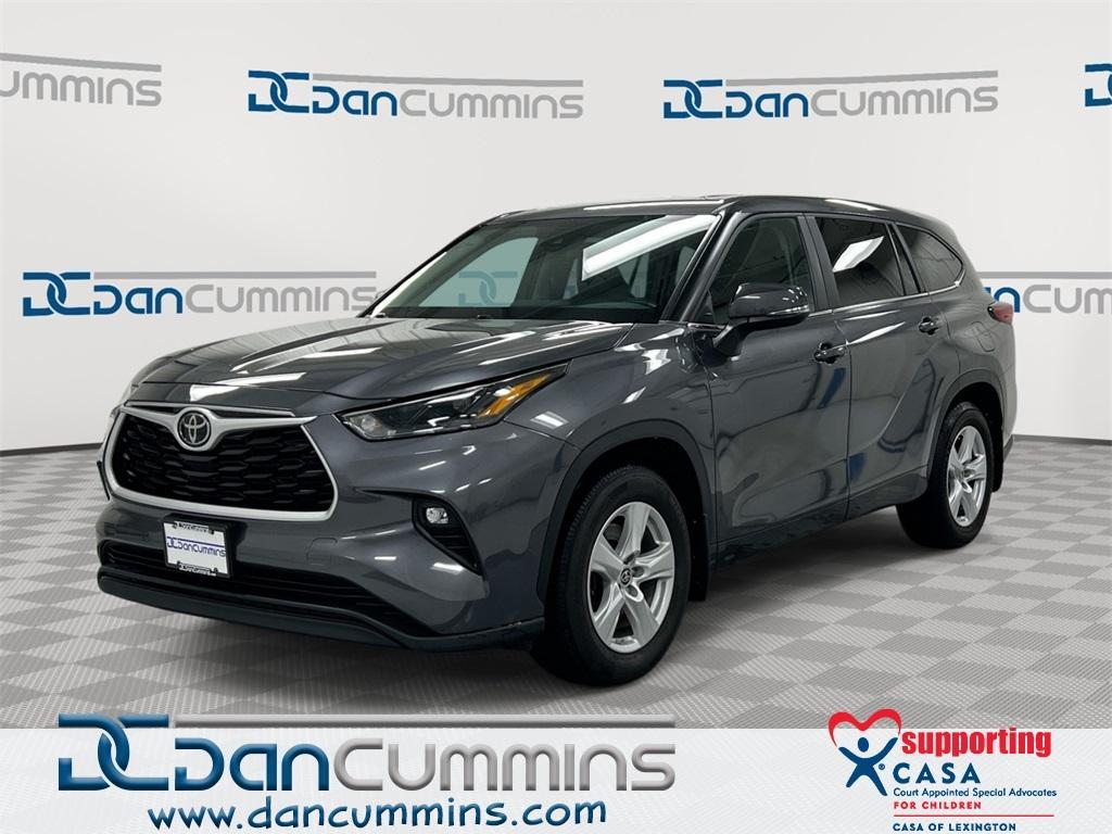 used 2023 Toyota Highlander car, priced at $30,387