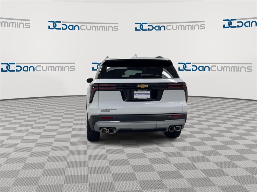 new 2026 Chevrolet Traverse car, priced at $39,873