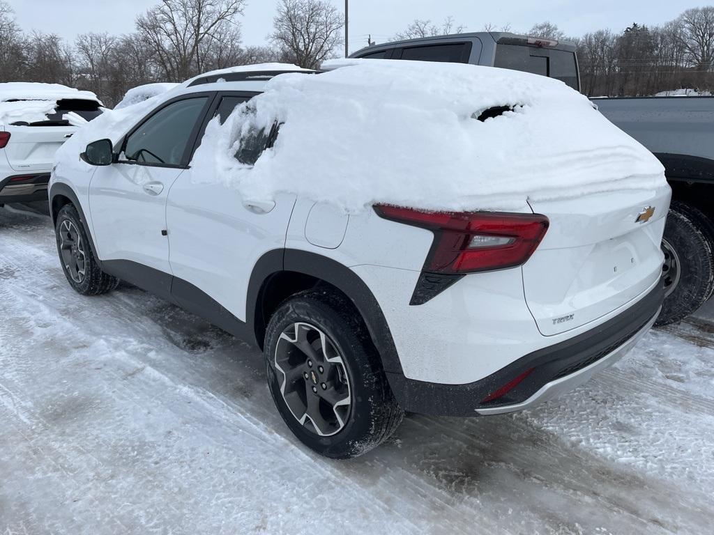 new 2025 Chevrolet Trax car, priced at $24,873