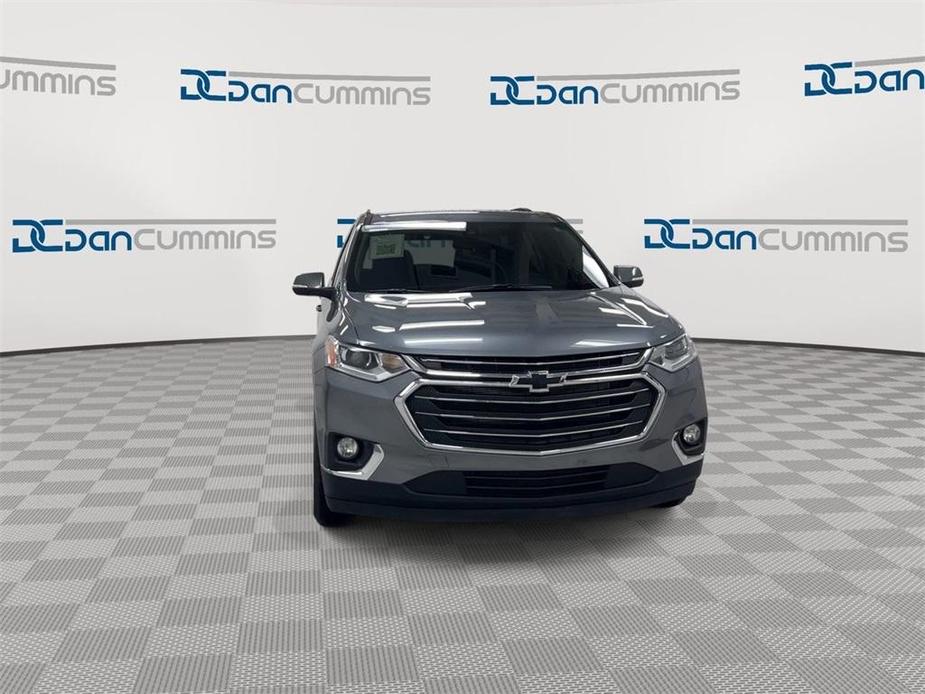 used 2021 Chevrolet Traverse car, priced at $26,487