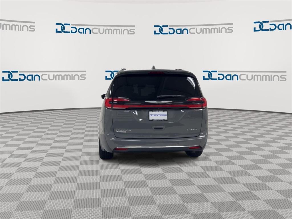 used 2022 Chrysler Pacifica car, priced at $24,387