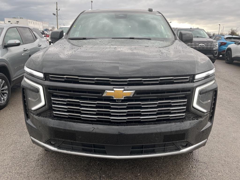 new 2025 Chevrolet Suburban car, priced at $95,670