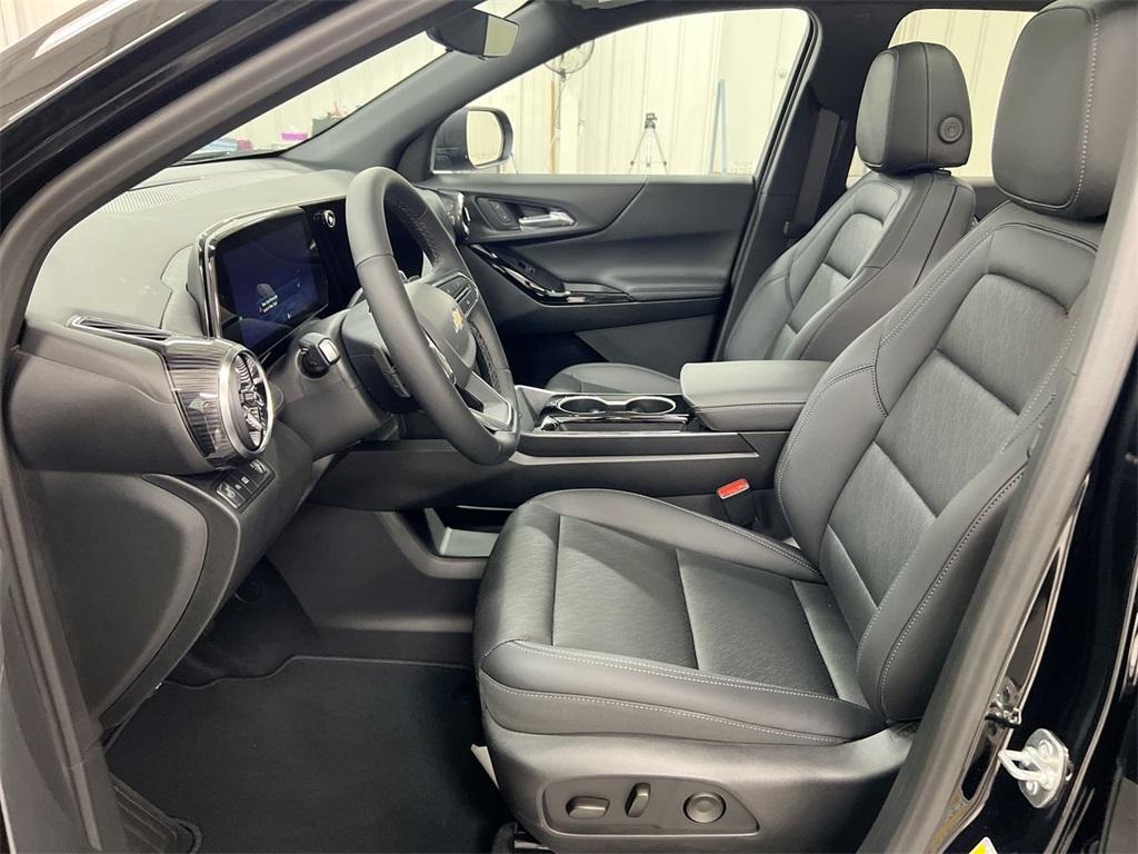 new 2025 Chevrolet Equinox car, priced at $29,873