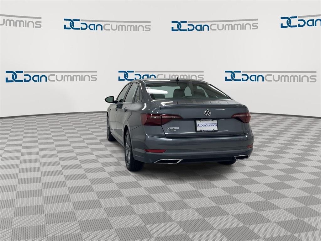 used 2021 Volkswagen Jetta car