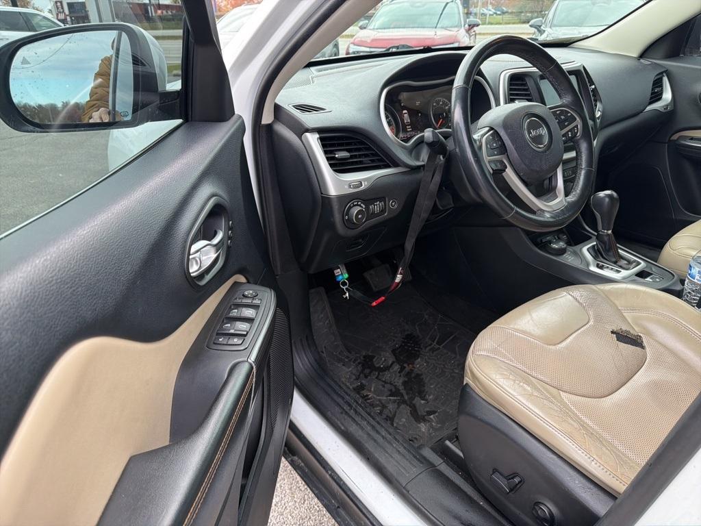 used 2015 Jeep Cherokee car, priced at $7,500