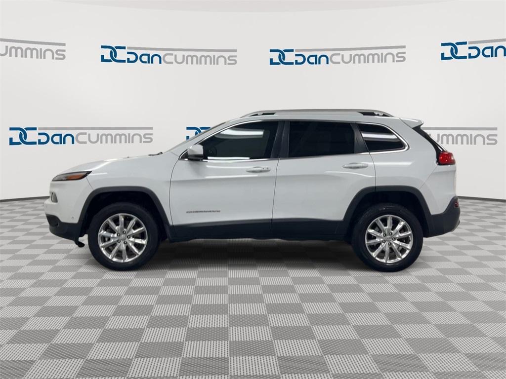 used 2015 Jeep Cherokee car, priced at $6,500