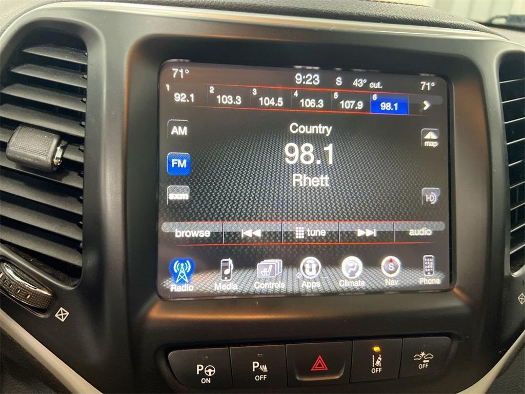 used 2015 Jeep Cherokee car, priced at $6,500