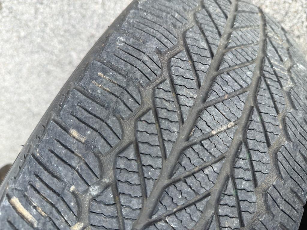 used 2015 Jeep Cherokee car, priced at $7,500