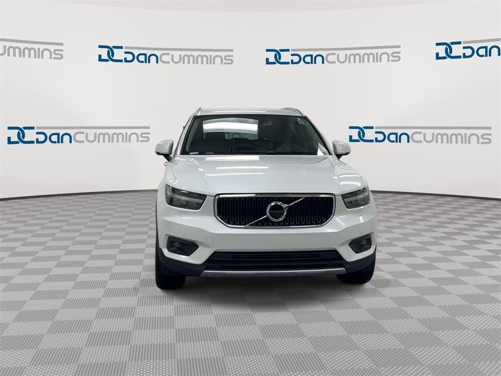 used 2021 Volvo XC40 car, priced at $19,587