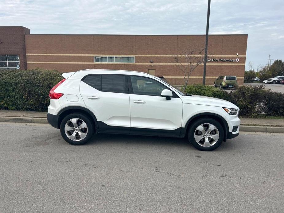 used 2021 Volvo XC40 car