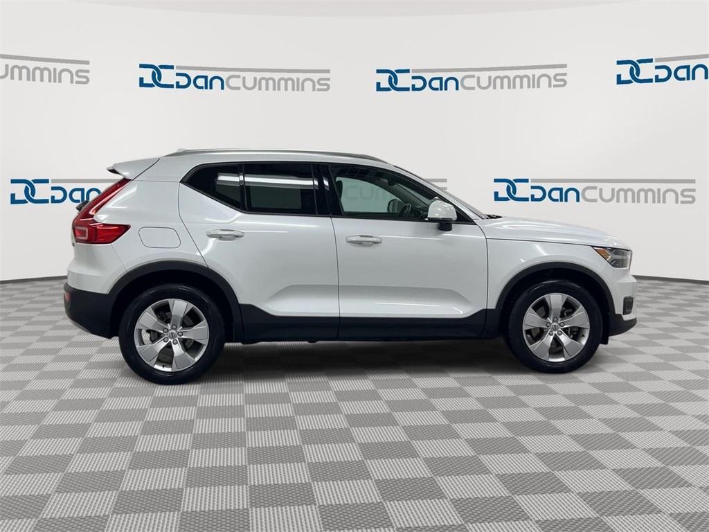 used 2021 Volvo XC40 car, priced at $19,587