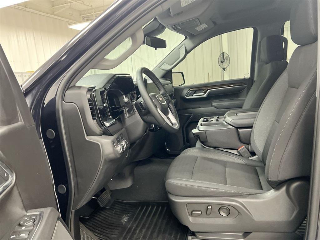 used 2025 GMC Sierra 1500 car, priced at $52,987