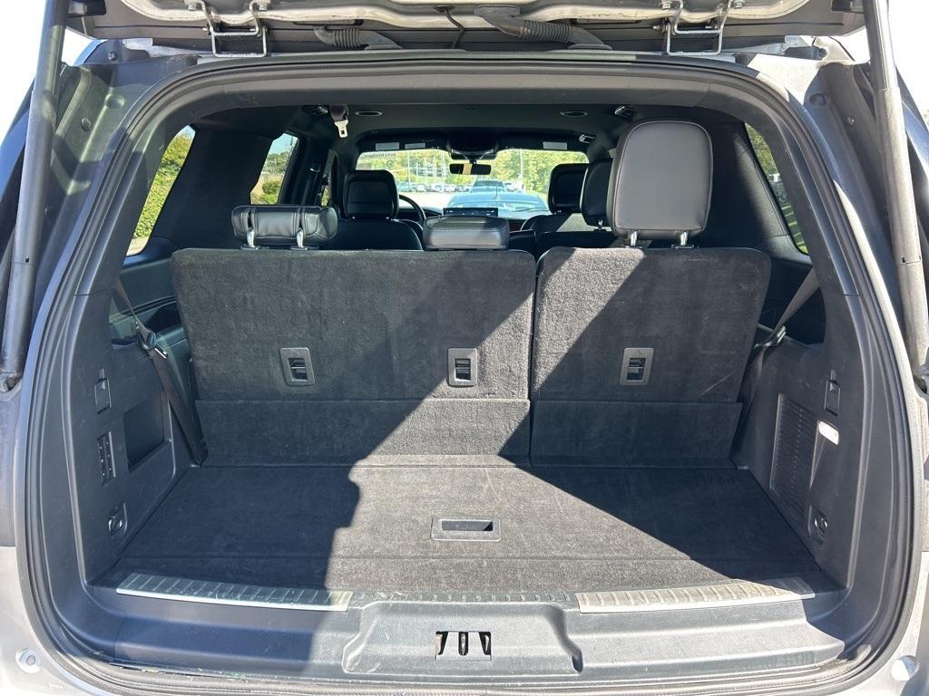 used 2023 Lincoln Navigator car, priced at $51,987