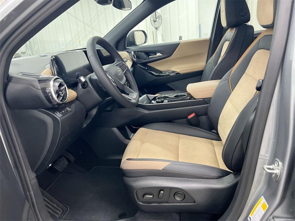 new 2026 Chevrolet Equinox car, priced at $33,873