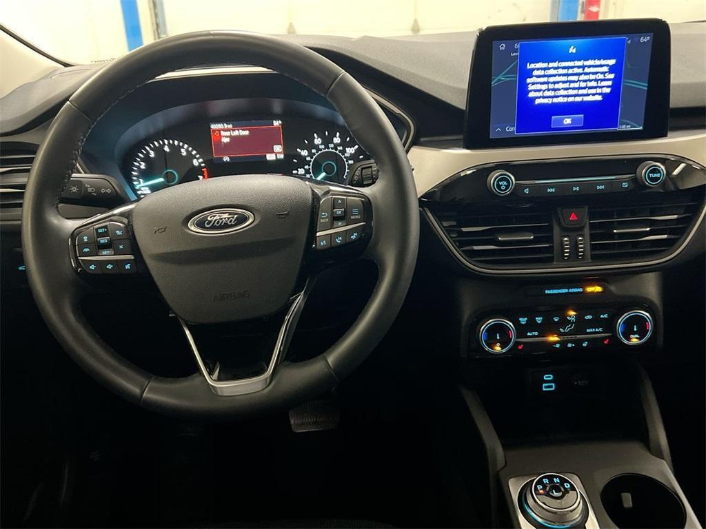 used 2022 Ford Escape car, priced at $20,987