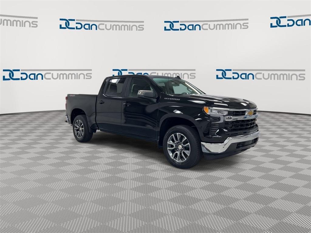 new 2025 Chevrolet Silverado 1500 car, priced at $46,895